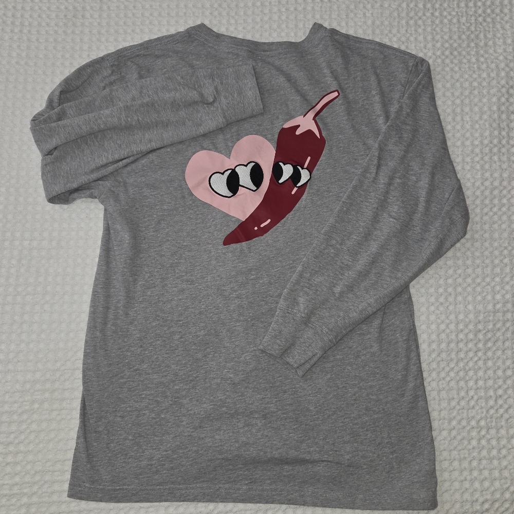 Victoria's Secret PINK Campus Tee Long Sleeve Heart and Pepper Graphic XS